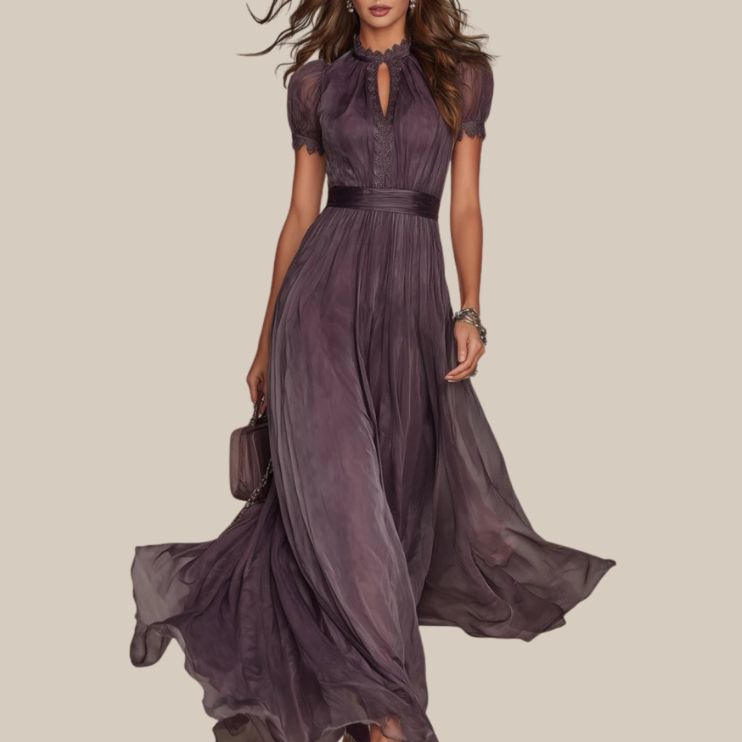FLAVIA™ | Vestido comprido roxo com decote em forma de fechadura, em chiffon com detalhes em renda