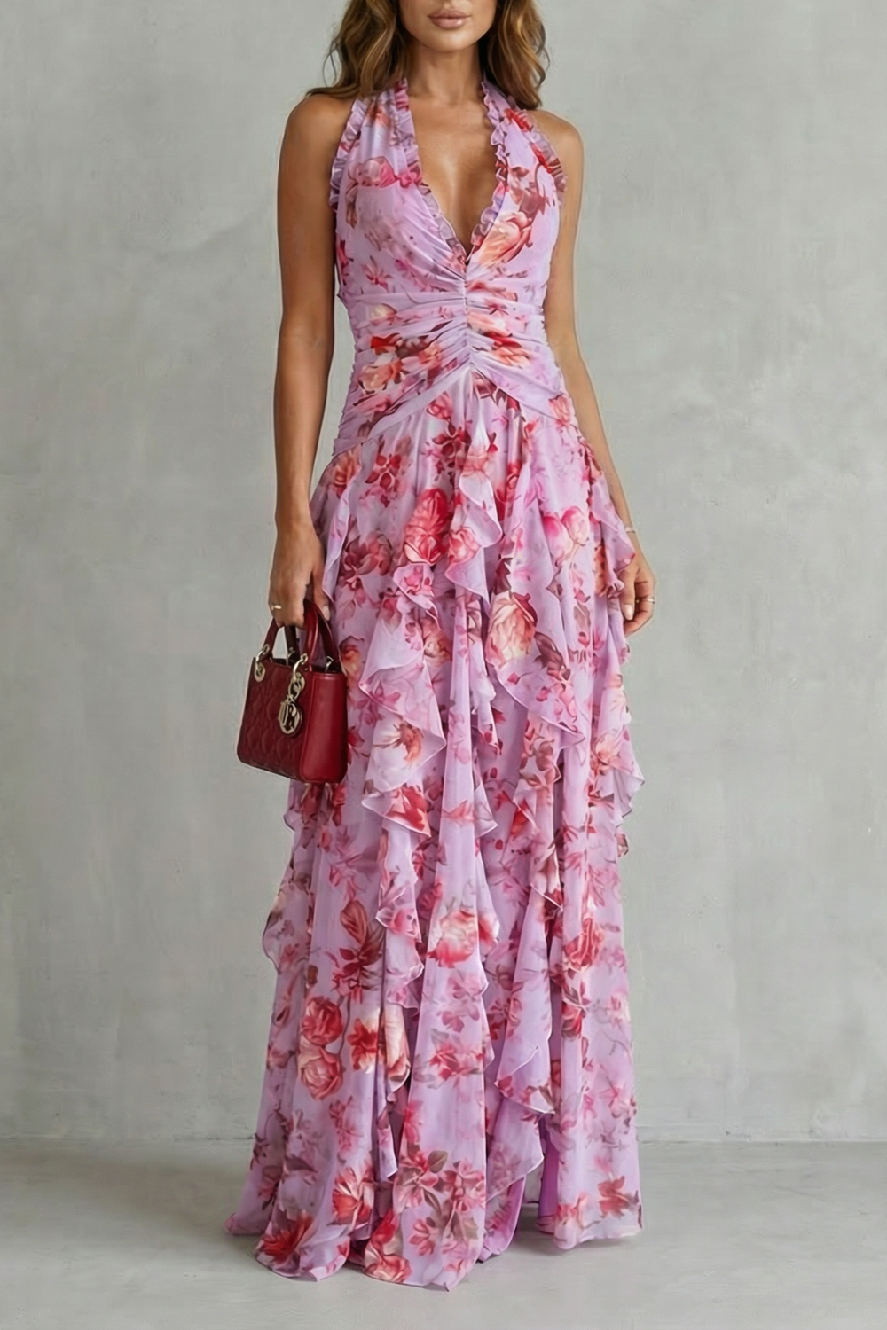 Belladina | Romântica Cascata de Rosas – Vestido longo com decote à americana