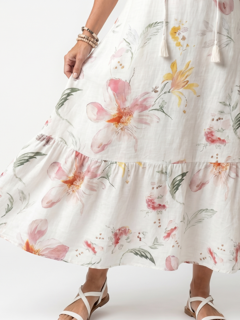Noa | Vestido midi floral em camadas com cordões com borlas