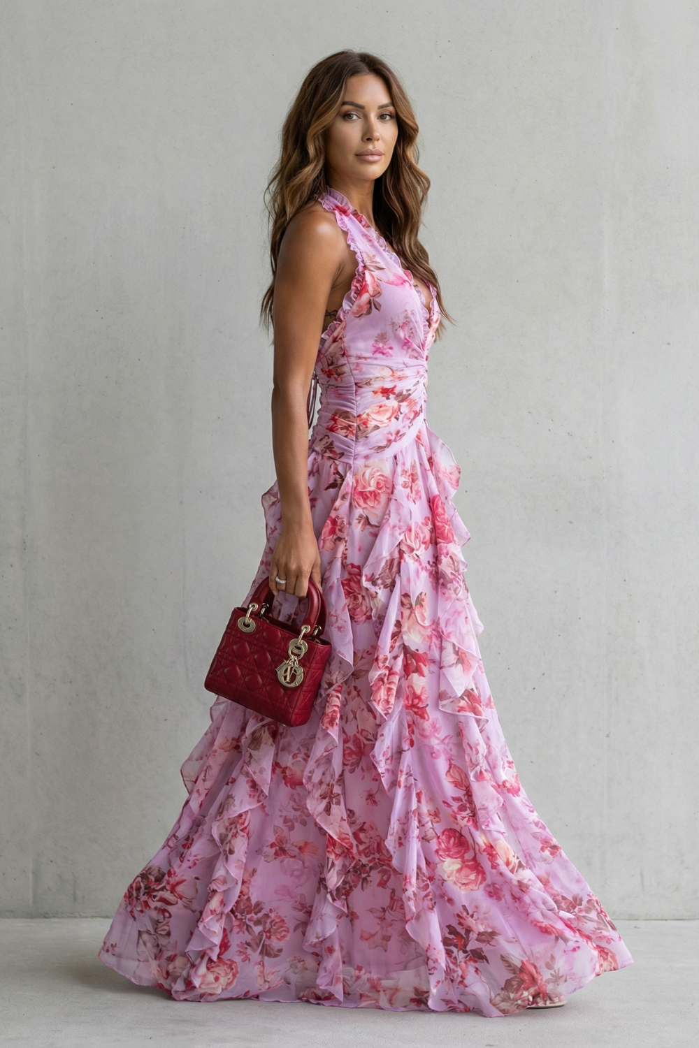 Belladina | Romântica Cascata de Rosas – Vestido longo com decote à americana